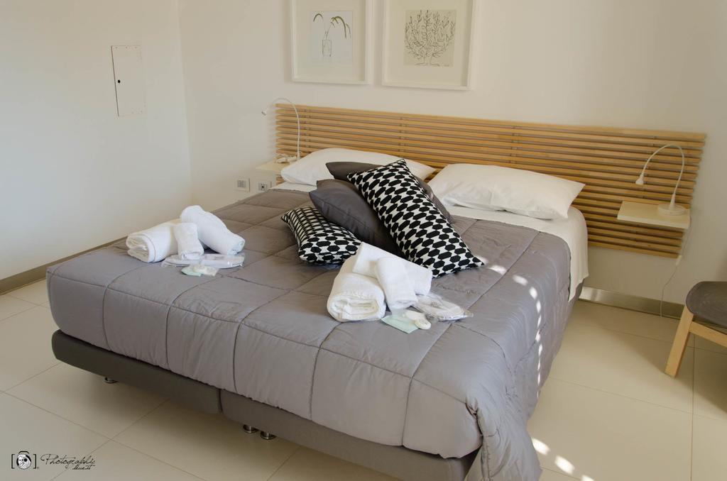 Rescio'S Rooms Cavallino di Lecce Bagian luar foto