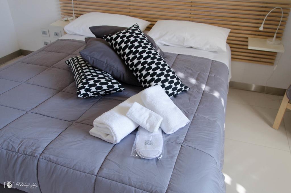 Rescio'S Rooms Cavallino di Lecce Bagian luar foto
